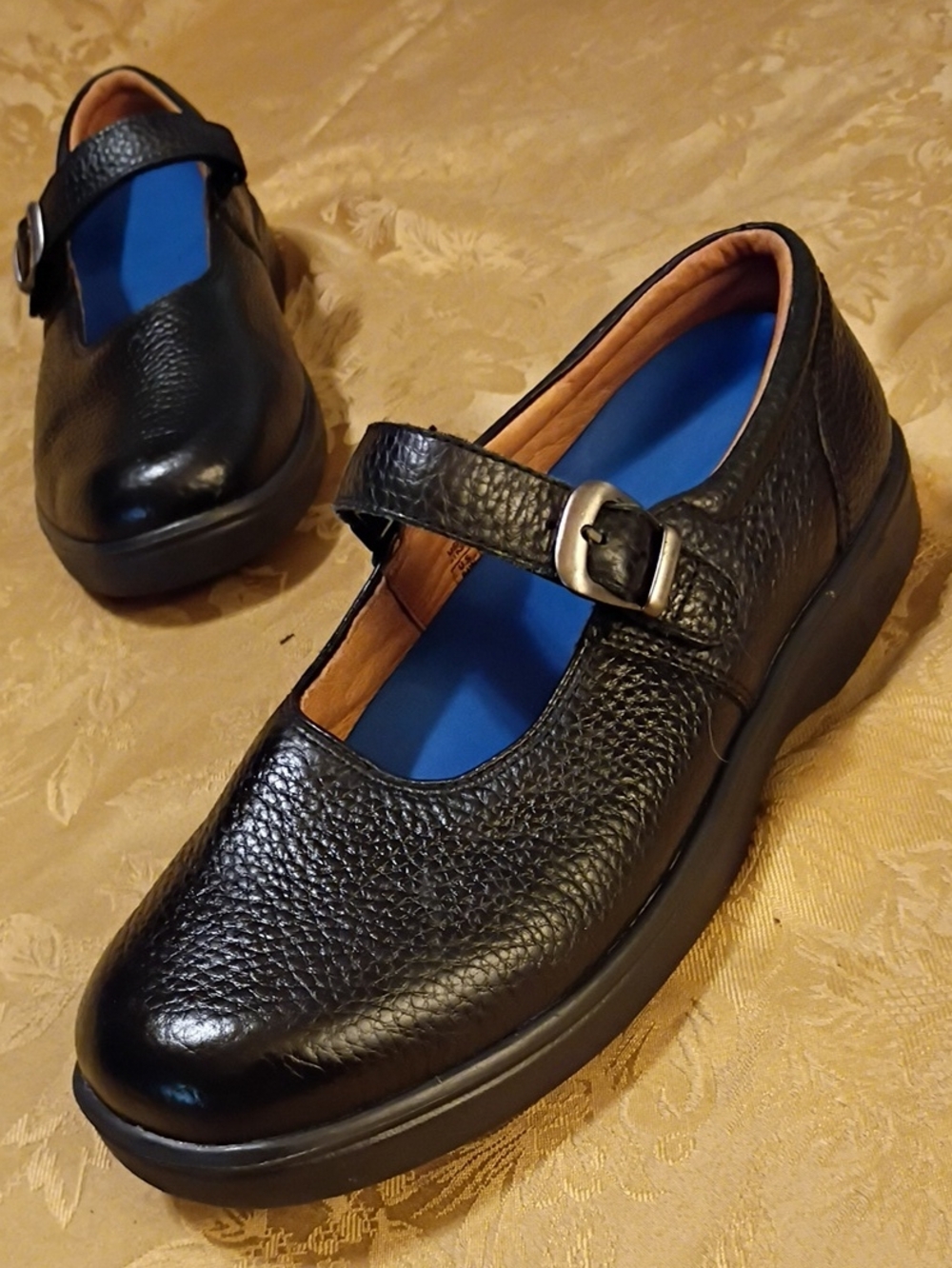 Dr. Comfort Mary Jane Shoes in Black Women's 8.5